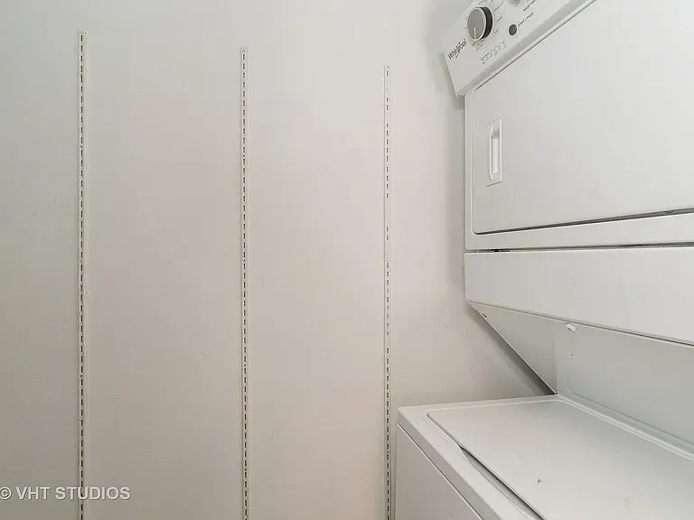 1976 Hastings Dr — Photo 10
