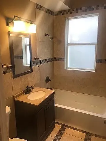 7942 S Harvard Ave — Photo 4