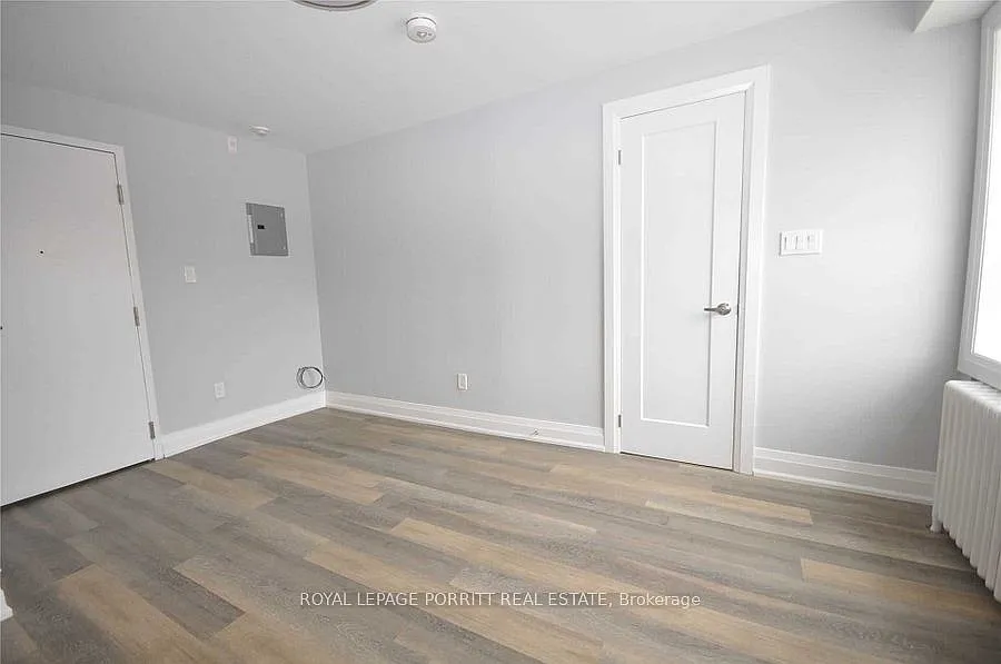 Studio, $1,299 — Photo 3
