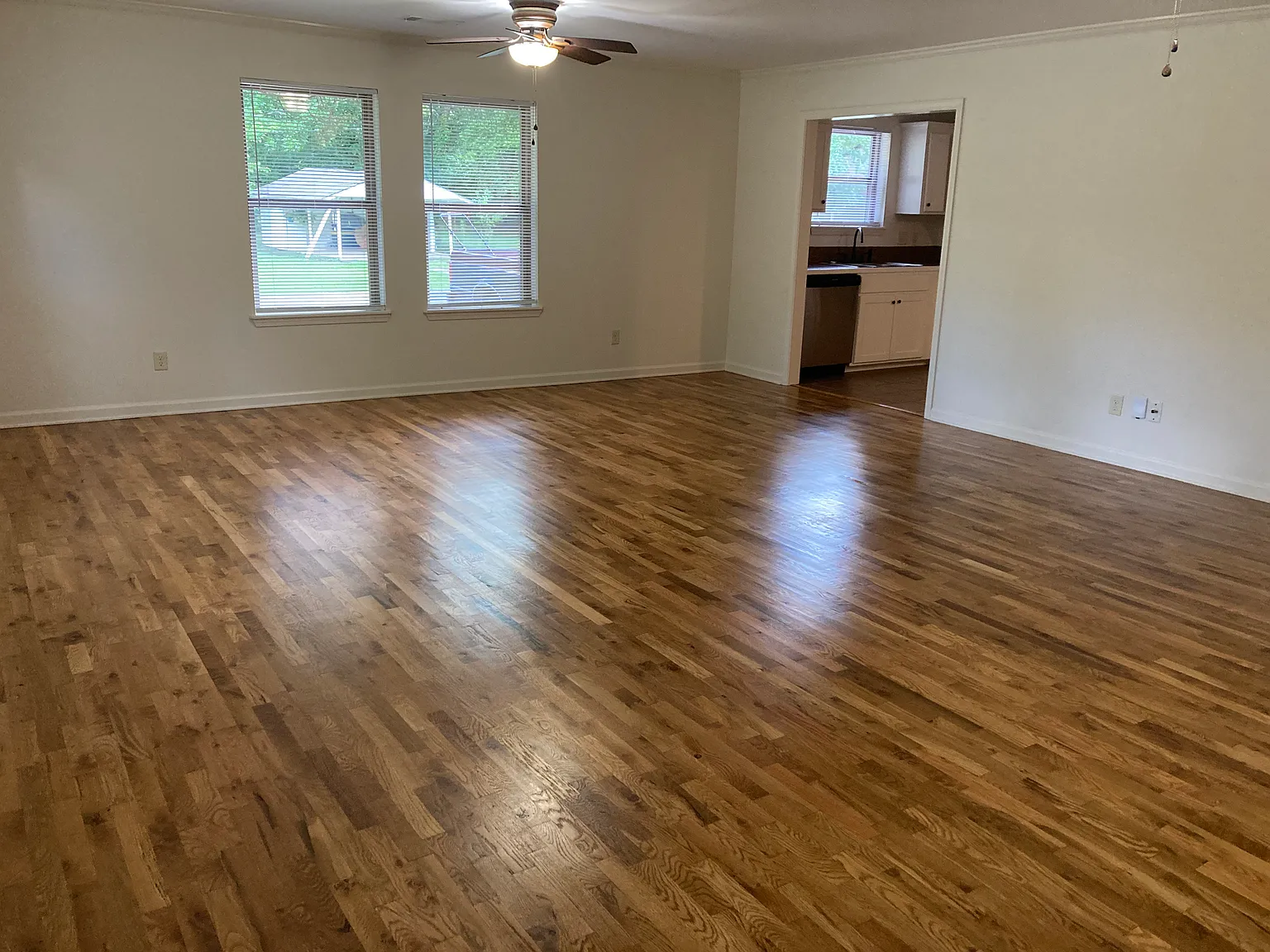 3 bed, 1490 sqft, $1,350 — Photo 2