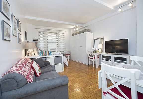 2nd image of 24 5th Ave APT 617