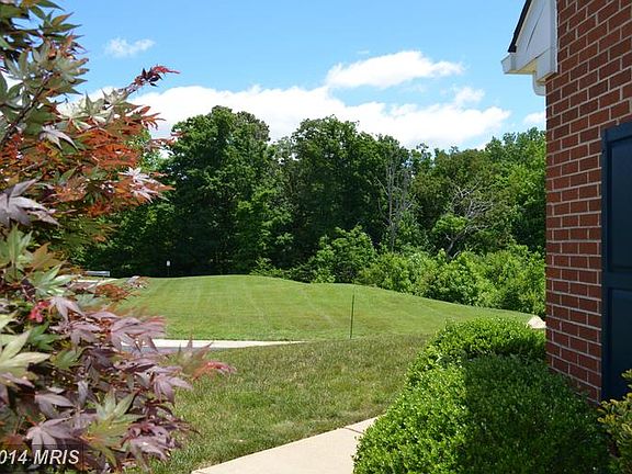 3rd image of 6908 Bluefield Dr