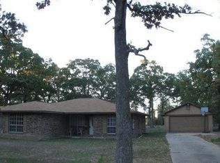 19 Wood Lodge Dr, Huntsville, TX 77320