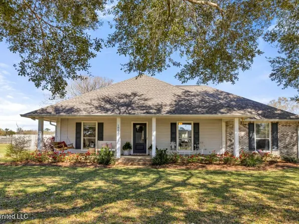 18432 Sky Ln, Saucier, MS 39574