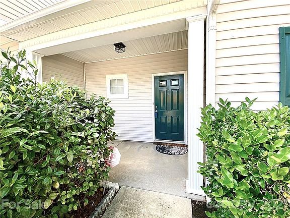 939d3549fb693e6e17a8967378941792-uncropped_scaled_within_1536_1152_11302021