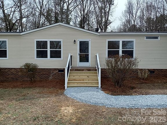 3rd image of 831 W Unionville Indian Trail Rd