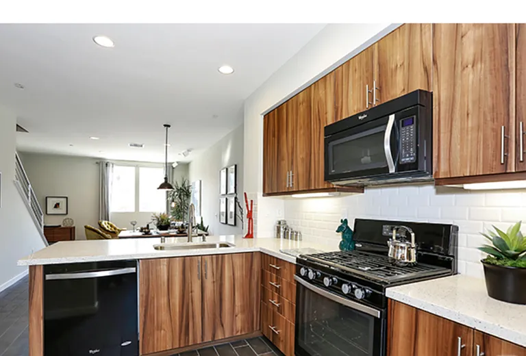 3921 Eagle Rock Blvd #27 — Photo 10