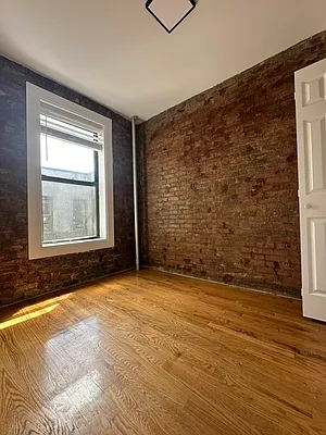Rented by REAL New York | media 8