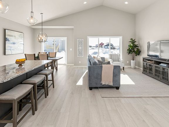 4th image of 6001 78th Ave S