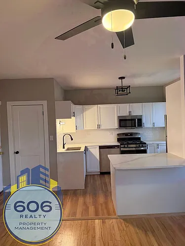 4954 56 N Harding Avenue 3939 #45-W Photo 1
