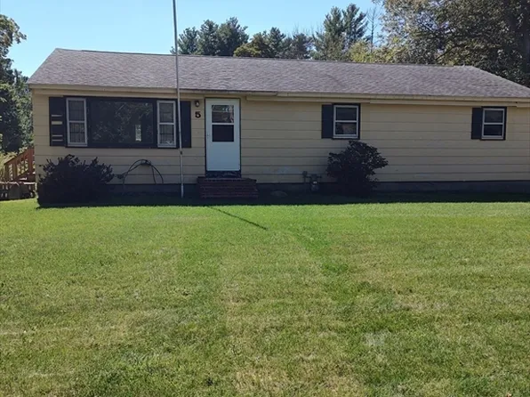 5 New Carver St, Raynham, MA 02767