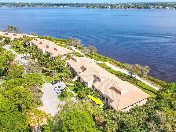 3rd image of 2578 NW Seagrass Drive #7b