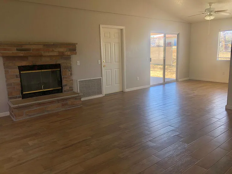 7566 Lucerne Vista Ave — Photo 4