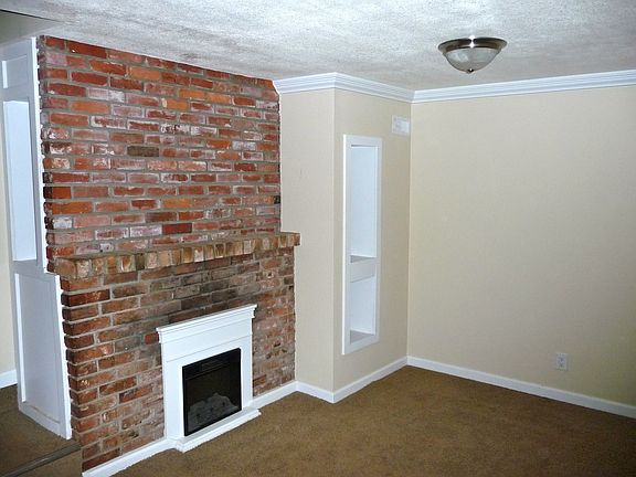Den/office/living room