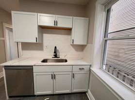 2937 N Fairfield Ave, Chicago, IL