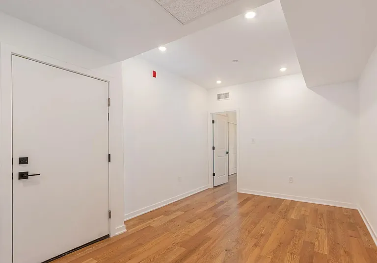 1123 S 20th St #2 — Photo 8