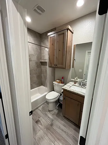 1024 E Beverly Loop Photo 1