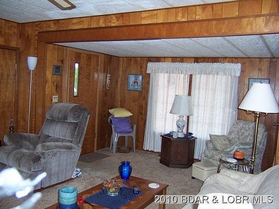 3rd image of 119 Breezy Point Dr