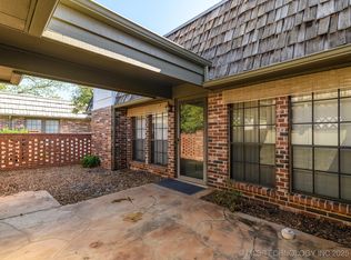 38 SE Shadow Lake Dr #38, Bartlesville, OK 74006