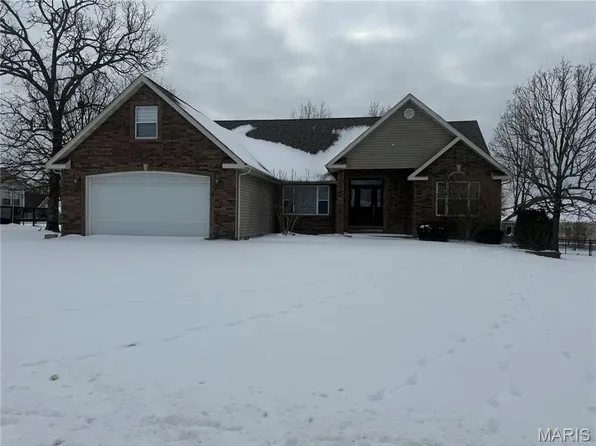 102 Oak Ct, Saint Robert, MO 65584