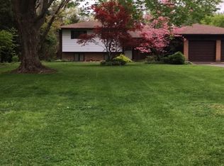 8447 Redfern South Dr, Indianapolis, IN 46239