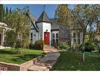 3rd image of 2813 Putnam St