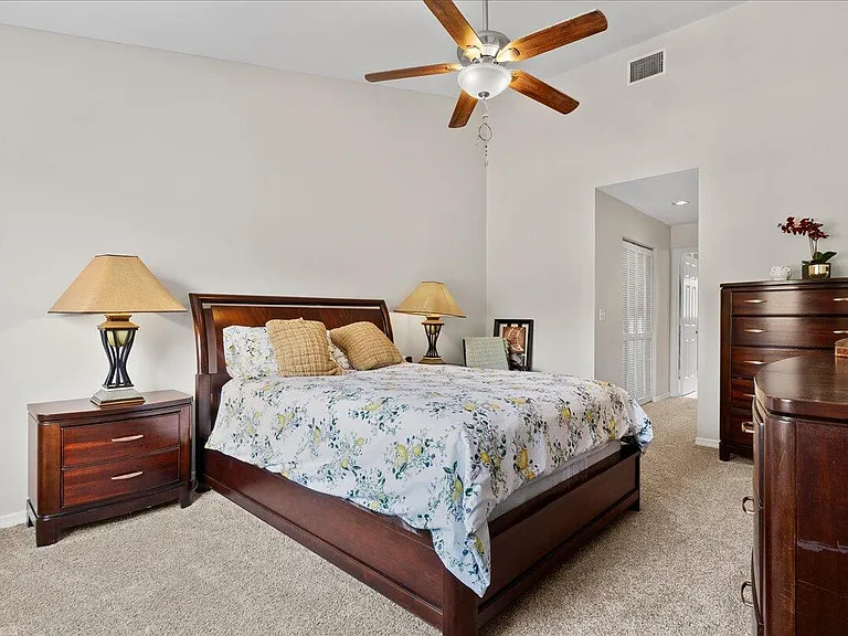 6111 SE Georgetown Pl — Photo 20