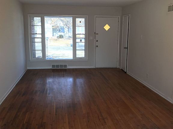 E2CDA953-FBD7-40CF-82B6-E3AF2BB4A1D9