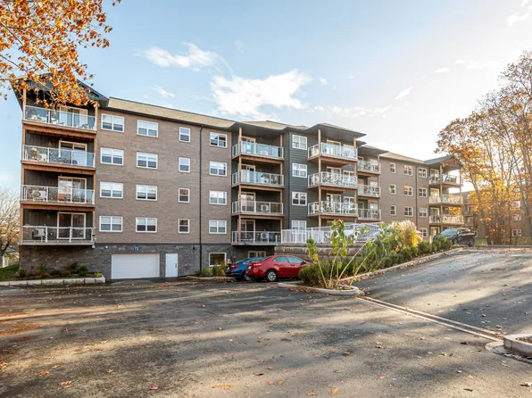 72 Primrose St #204, Halifax, NS B3A 0H1