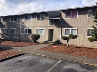 2050 NE Barberry Dr #11, Hillsboro, OR