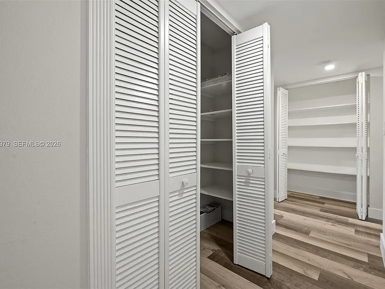 8107 SW 72nd Ave #410E — Photo 14