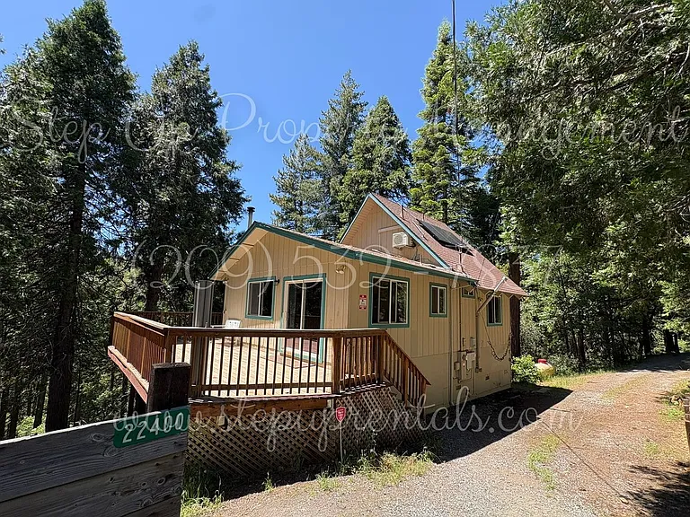 22400 Broken Bough Ln — Photo 1