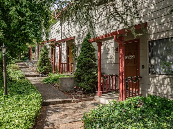 330 High St #1-4, Ashland, OR 97520
