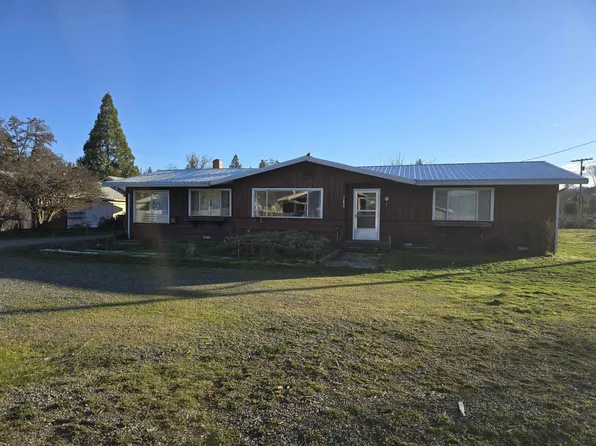 11825 Diggles St, Fort Jones, CA 96032