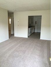 2nd image of 1513 E Douglas