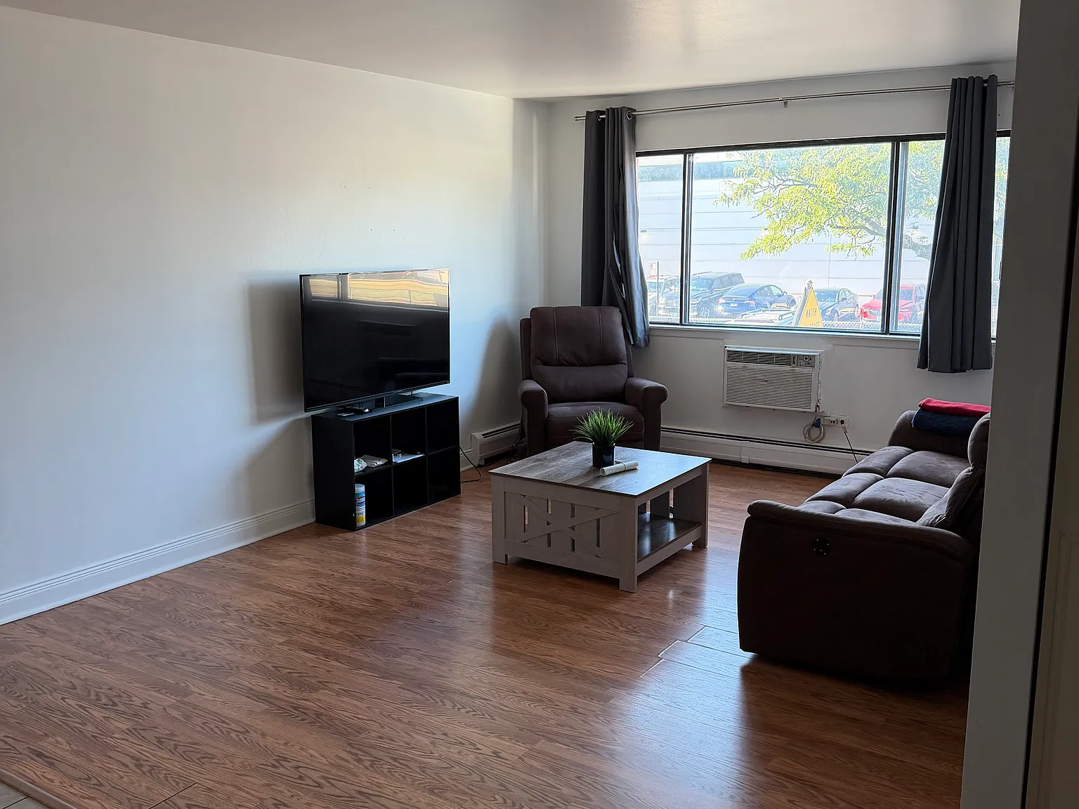 1 bed, 750 sqft, $1,600 — Photo 4