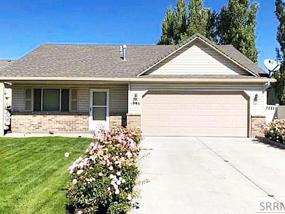 3rd image of 1086 N Cornerstone Dr