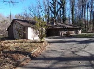 1477 Johnathan Dr, Louisville, TN 37777