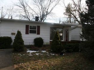 912 Lawrence St, Mitchell, IN 47446