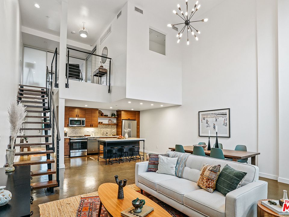 1st image of 4111 W Sunset Blvd APT 346