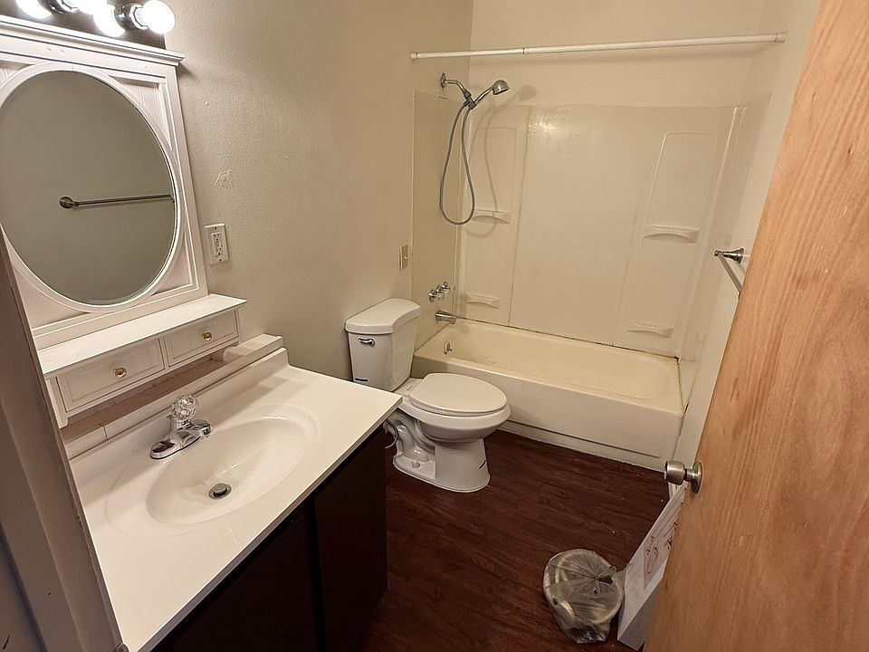 2nd image of 1016 22nd Ave #B