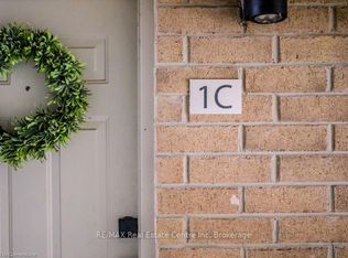 185 Windale Cres #1C, Kitchener, ON N2E0G3