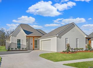 38166 Sweet Briar Dr, Prairieville, LA 70769
