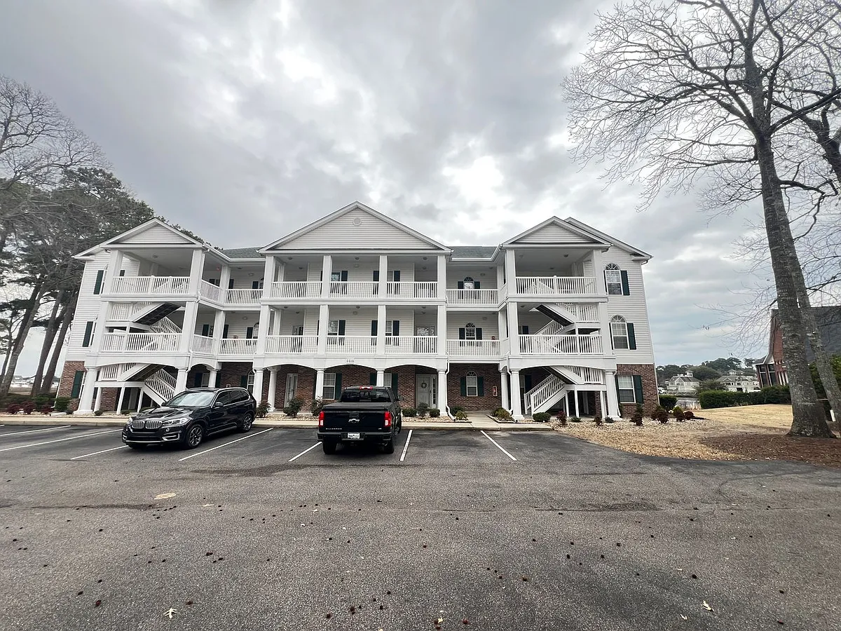 Building Photo - 4400-3D Turtle Ln
