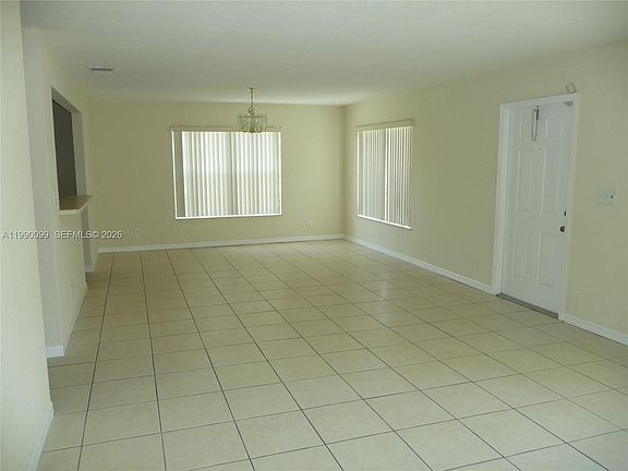 4th image of 841 NW 10th St #841C