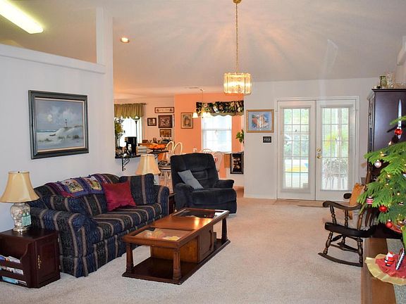5th image of 1404 Nautilus Dr