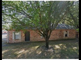 1815 Alden Ln, Little Rock, AR