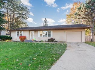 2621 Whitemore Pl, Saginaw, MI 48602