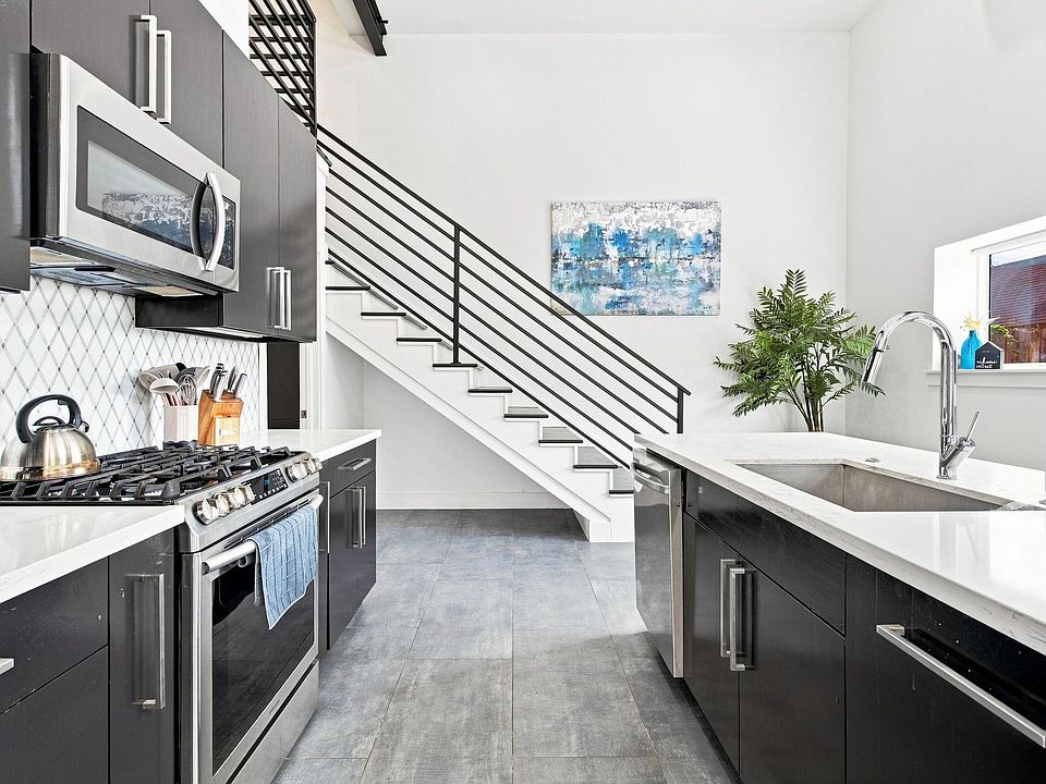 1st image of 109 Bryan St #B
