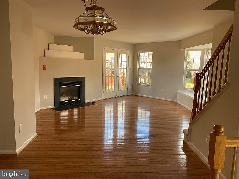 1st image of 13500 Grouserun Ln
